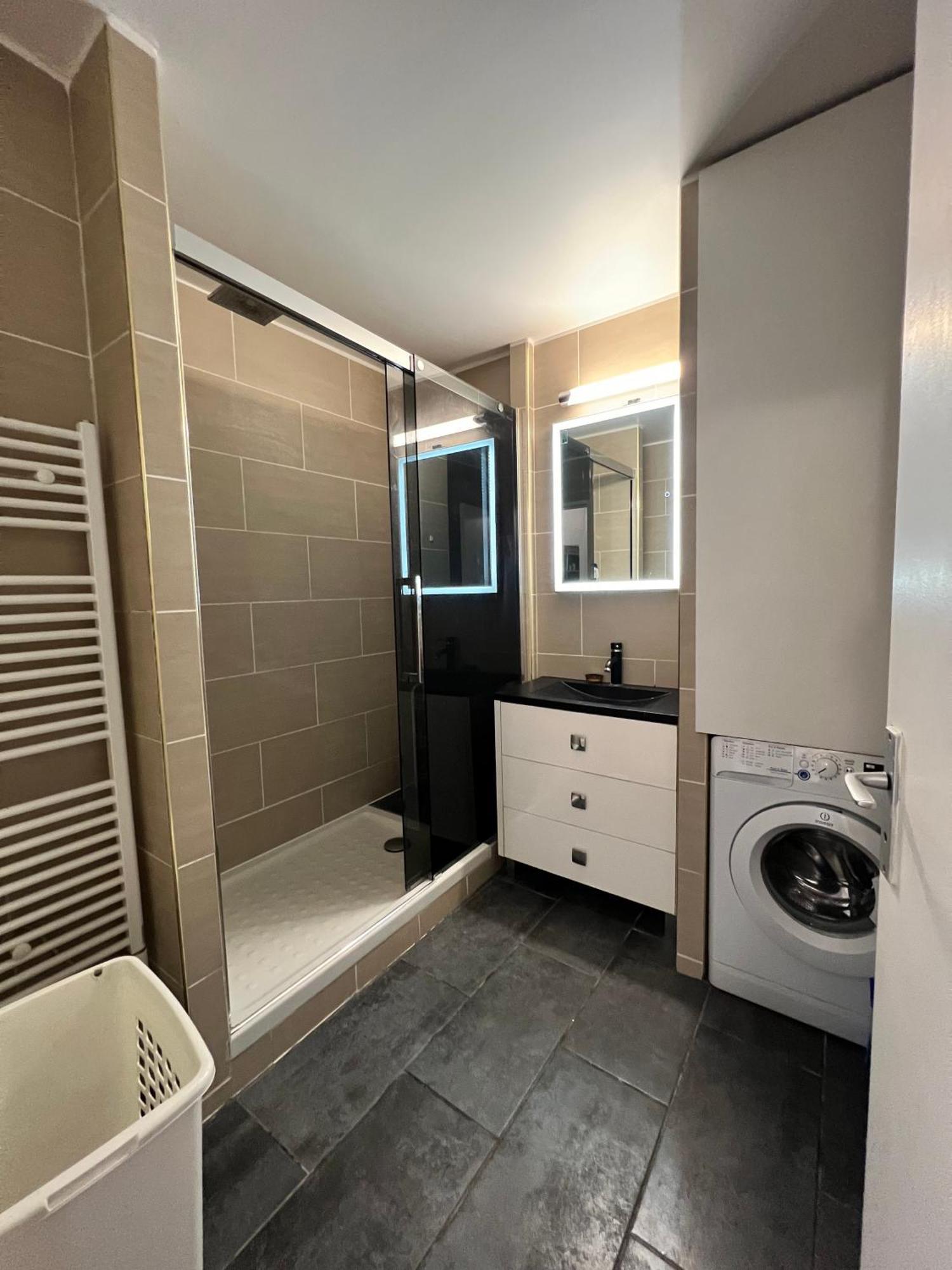 Cosy Corner By Paris Apartment แซฟร์ ภายนอก รูปภาพ